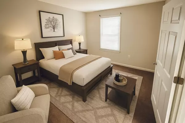 Rockland, MA 02370,810 Brookline Way #810