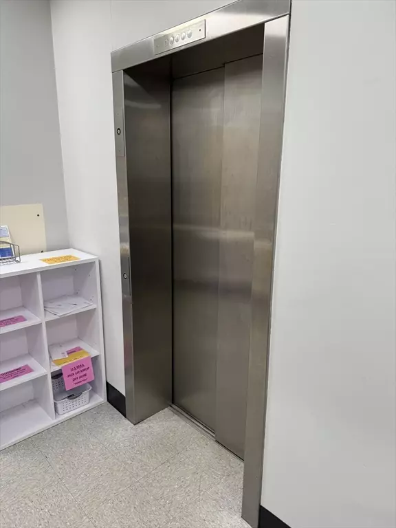 Lynn, MA 01901,112 Market Street #3