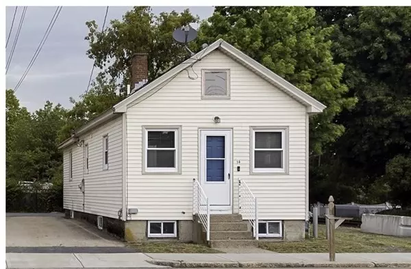 14 Hartford Ave #3, Uxbridge, MA 01569