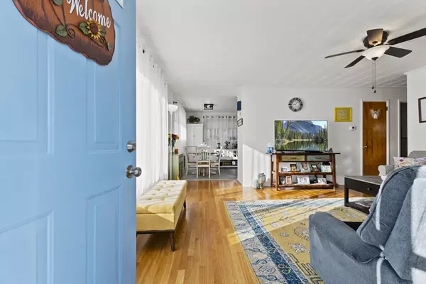 New Bedford, MA 02745,353 Upland St