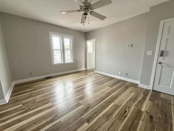 Quincy, MA 02169,13 Brooks Ave #2