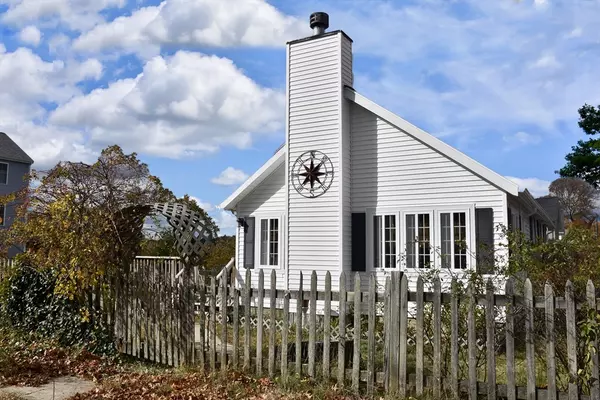 38 E Central Ave #1, Wareham, MA 02558