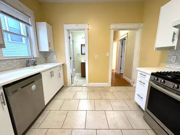 Boston, MA 02130,24 Weld Hill St. #2