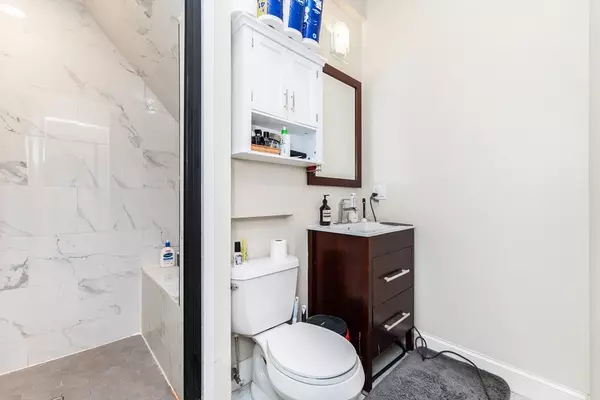 Cambridge, MA 02139,55 Kelly Rd #3