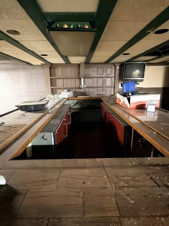 Stoughton, MA 02072,1272 Washington St