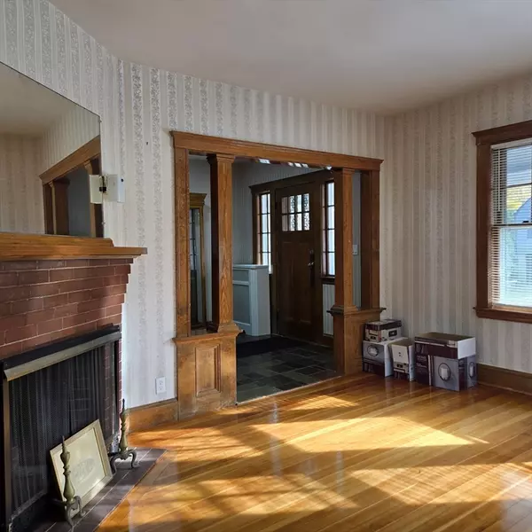 Milton, MA 02186,22 Hope Ave #22