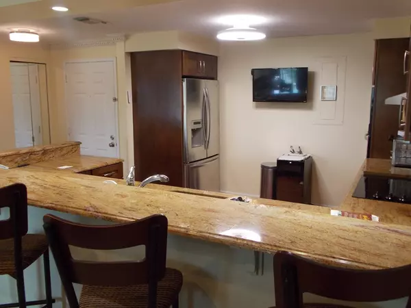 Lynn, MA 01902,154 Lynnway #309