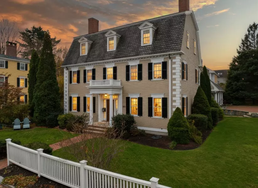 287 1/2 High Street, Newburyport, MA 01950