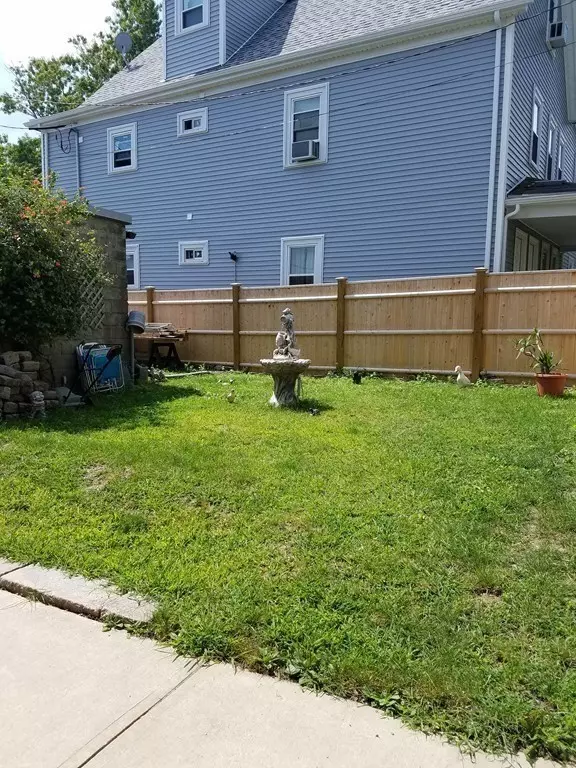 Boston, MA 02122,17 Duncan St #1