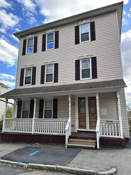 18 Gage St #1, Worcester, MA 01605