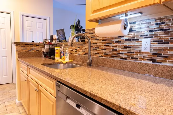 Brockton, MA 02301,10 Felton Street #208