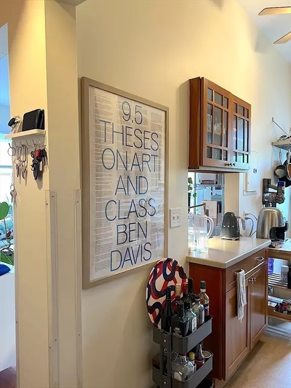 Cambridge, MA 02138,371 Harvard St. #3C