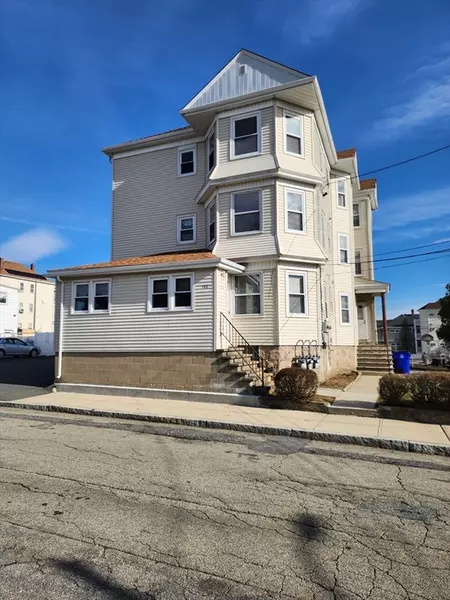 146 Middlesex #2, Fall River, MA 02720