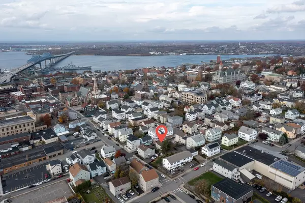 Fall River, MA 02720,89 Oak St