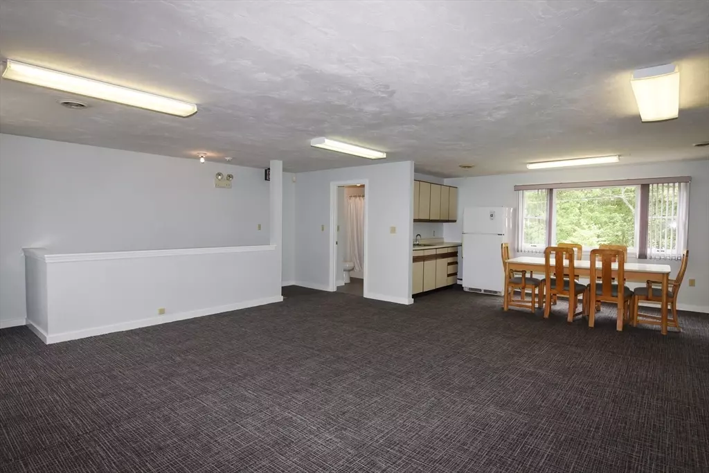 Pembroke, MA 02359,811 Washington Street #7U