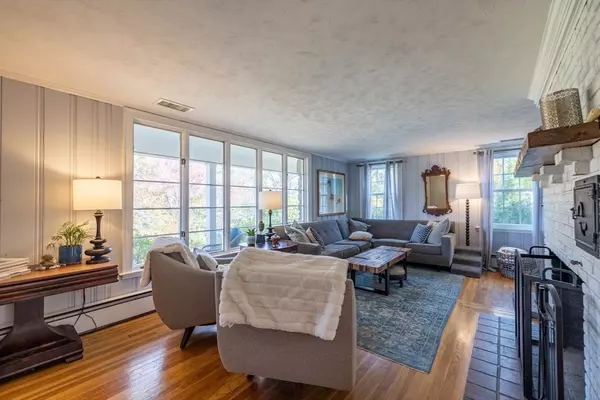 Marshfield, MA 02050,287 Summer St