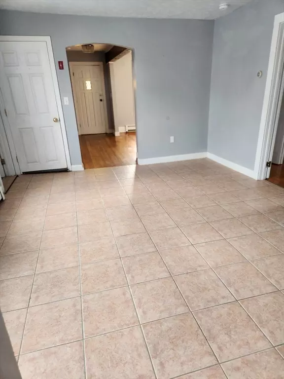 Taunton, MA 02780,9 Kilmer Ave #1