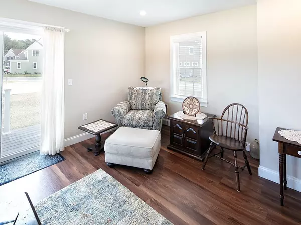 Plymouth, MA 02360,47 Drum Dr #47