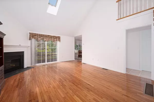 Uxbridge, MA 01569,24 Olde Canal Way #24