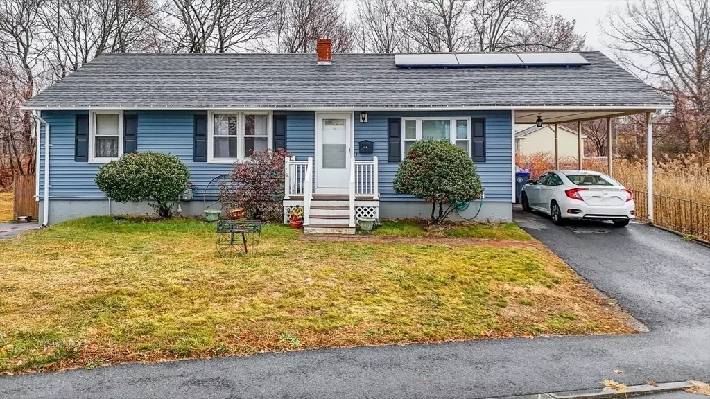 362 Lowell St, Methuen, MA 01844