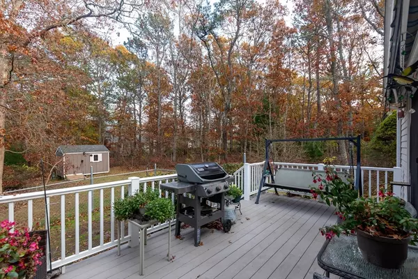 Falmouth, MA 02536,64 Ashton Ave