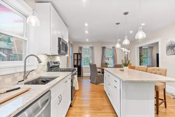 Newton, MA 02458,14 Hood St #B