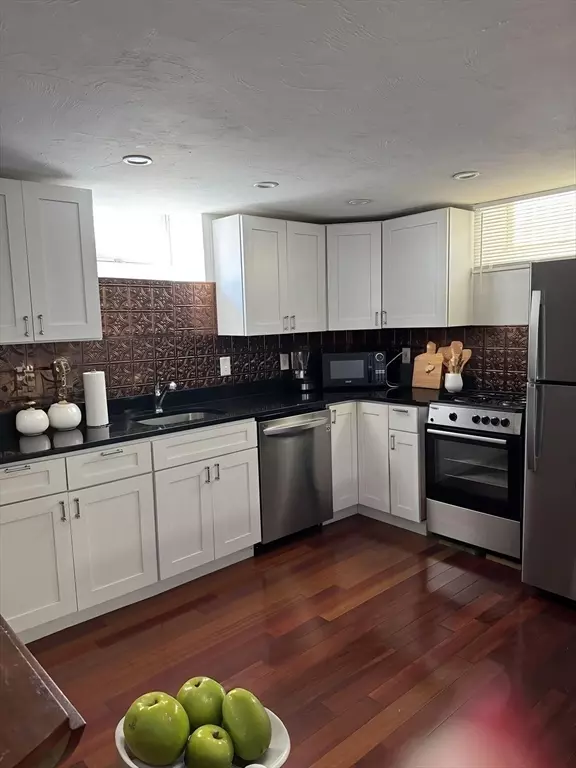 Boston, MA 02122,128 Neponset Ave #1