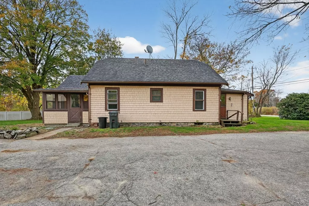 Swansea, MA 02777,383 Vinnicum Rd