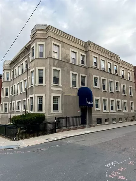 5 Spofford Rd #17, Boston, MA 02134