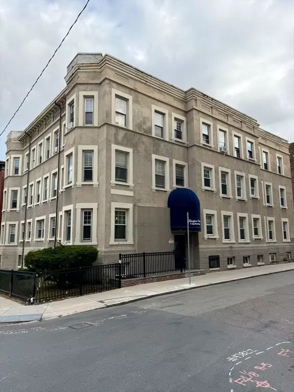 Boston, MA 02134,5 Spofford Rd #17