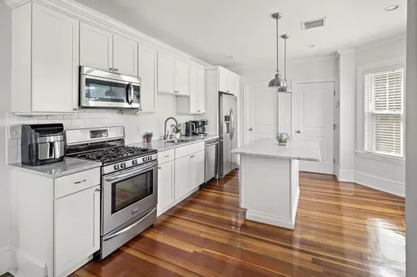 Newton, MA 02461,1281 Walnut St #2