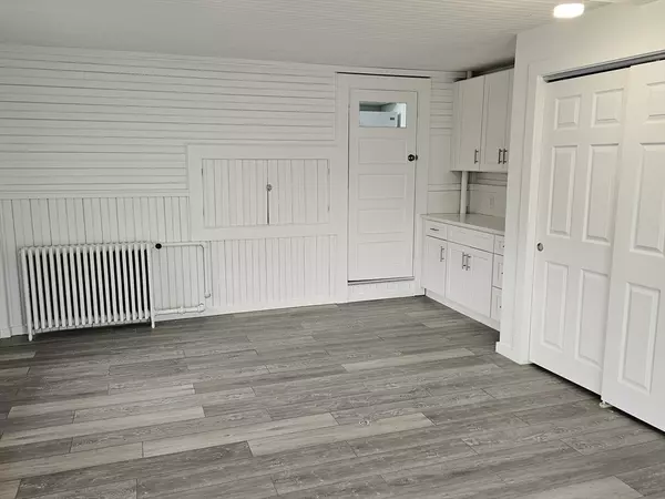 Marlborough, MA 01752,960 Boston Post Rd E