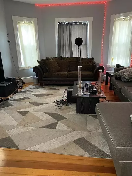 28 Gershom Ave #1, Lowell, MA 01854