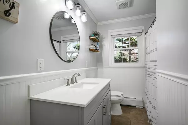 Fairhaven, MA 02719,312 New Boston Rd