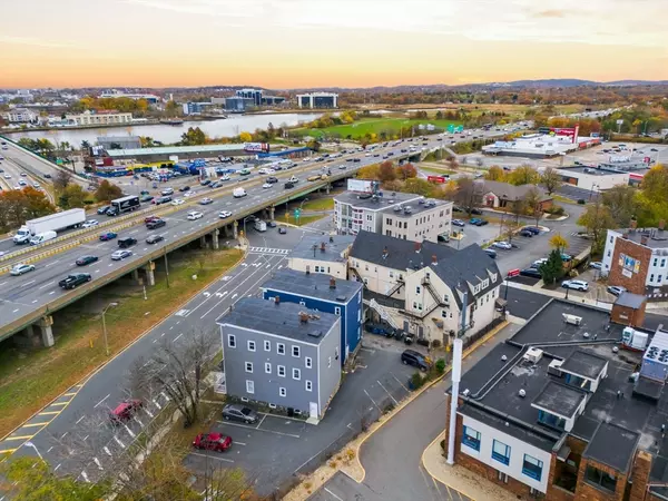 Boston, MA 02122,400-412 Neponset Ave