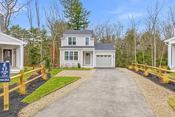 17 Pat Rose Way, Rockland, MA 02370