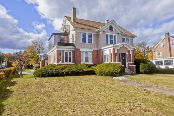 1801 Northampton St. #2, Holyoke, MA 01040