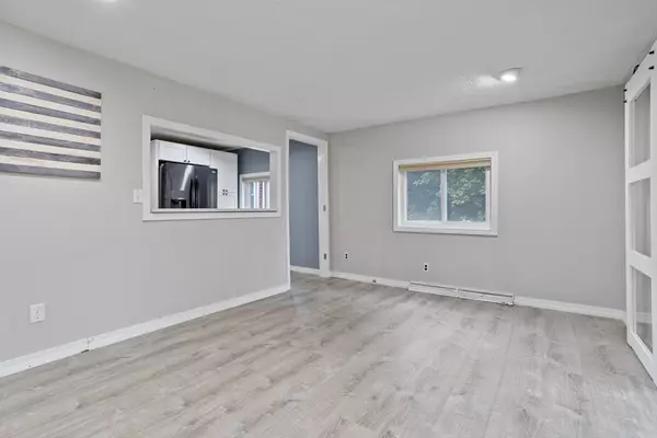 Chelmsford, MA 01863,16 Middlesex Street #4