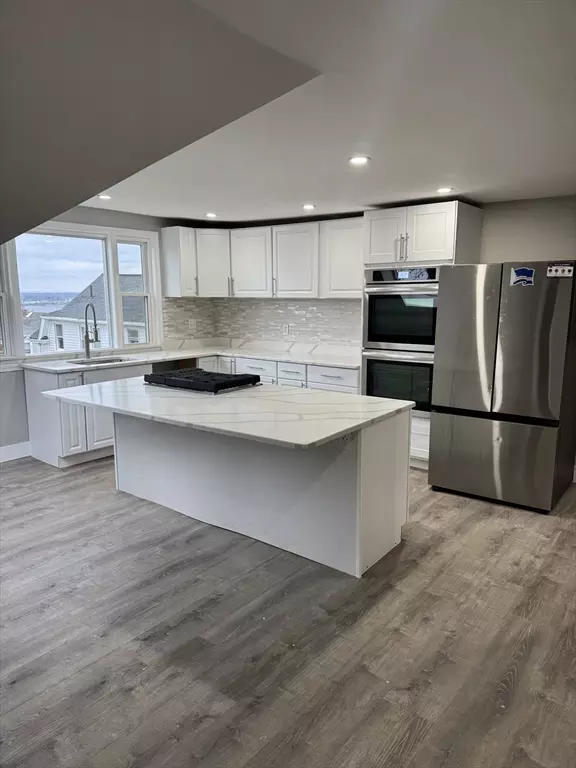 Fall River, MA 02721,201 Whipple St #3