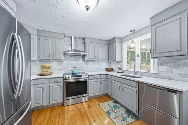 Norfolk, MA 02056,3 Sparrow Rd