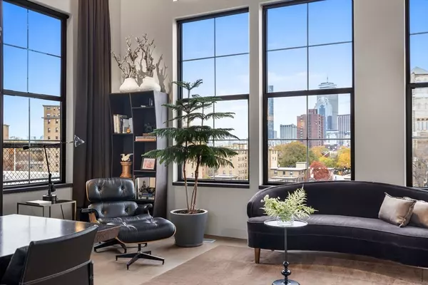 Boston, MA 02118,27 Wareham St #PH6