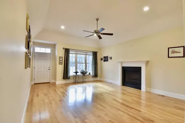 Northbridge, MA 01588,73 Plummer Ave #73