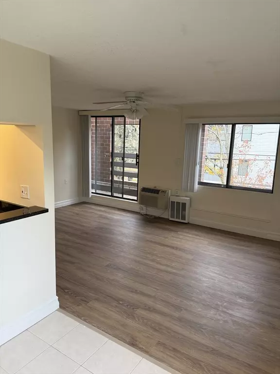 Brookline, MA 02446,112 Centre Street #112