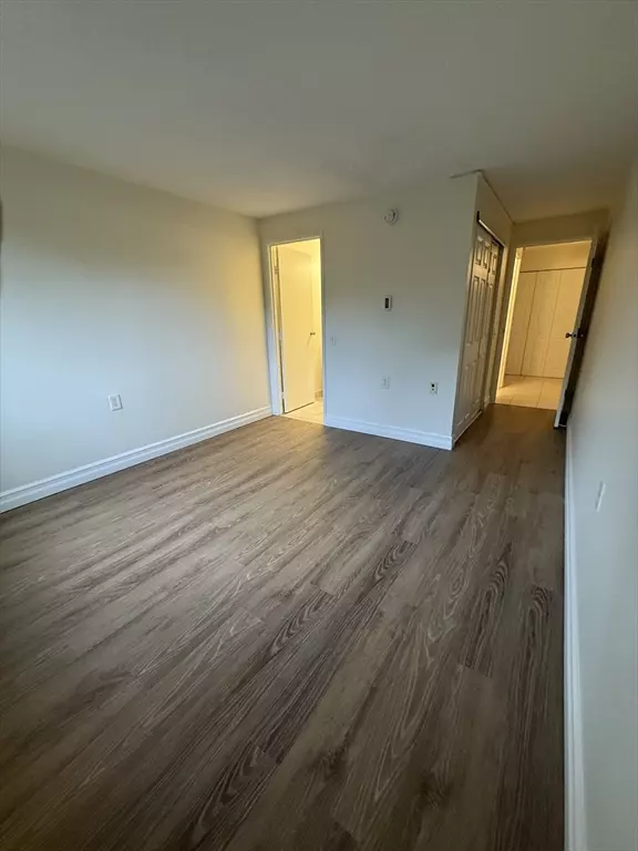 Brookline, MA 02446,112 Centre Street #112