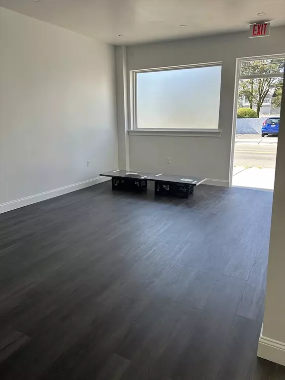 Lynn, MA 01902,431-433 Chatham Street #2