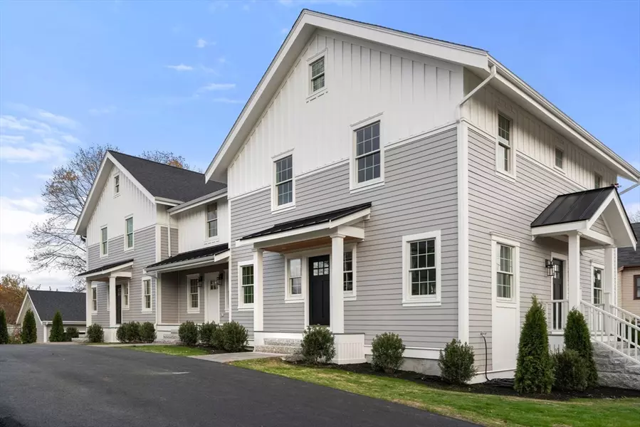 63 Oak Street #B, Wellesley, MA 02482