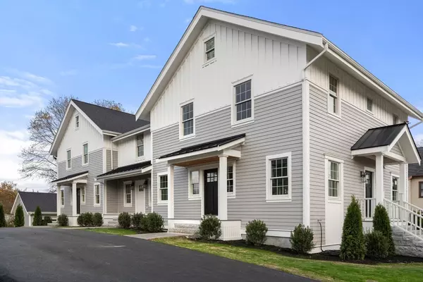 63 Oak Street #B, Wellesley, MA 02482