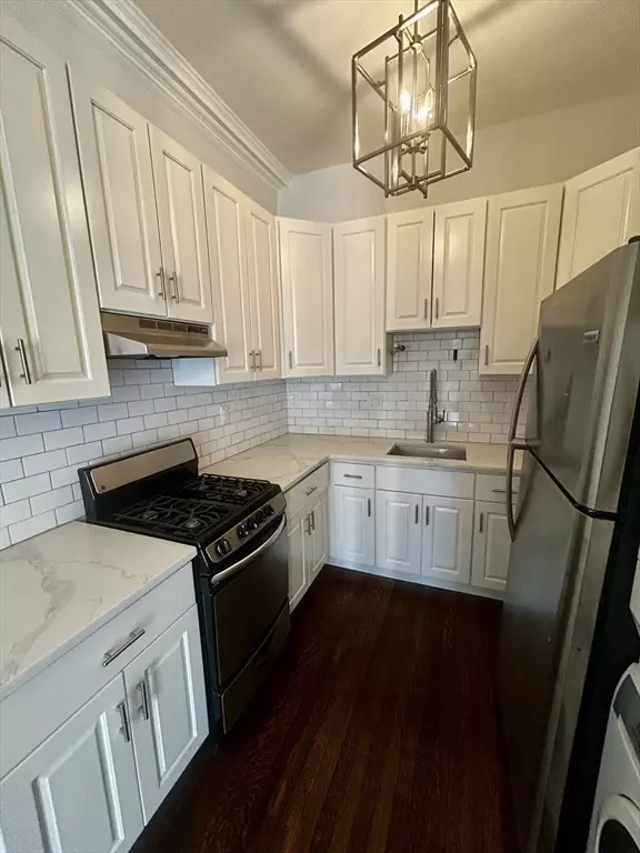 Boston, MA 02108,81 Mount Vernon Street #1