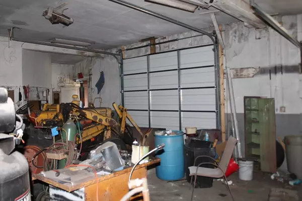 Montague, MA 01376,5 Millers Falls Rd