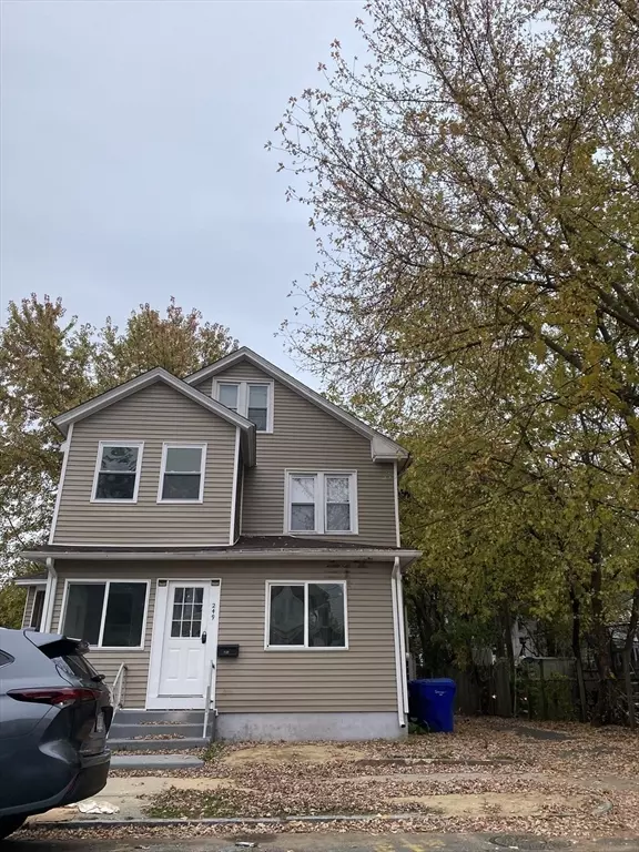 Springfield, MA 01108,249 Commonwealth Ave #1